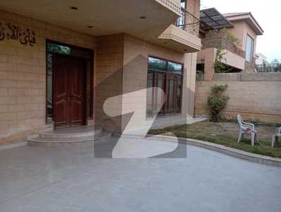 500 SQ YARD BUNGALOW AVAILABLE FOR SALE DHA Phase 7