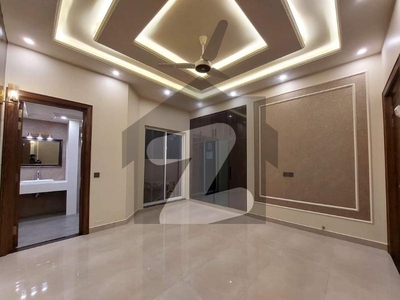 520 Square Feet Flat For rent In Beautiful Bahria Town - Sector D Bahria Town Sector D