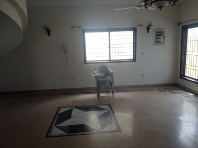 600 Square Yard Upper Portion for Rent in Karachi DHA Phase-7