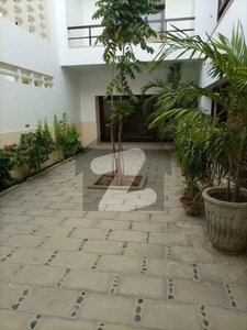 666 Sq Yd Beautiful Villa Available DHA Phase 6