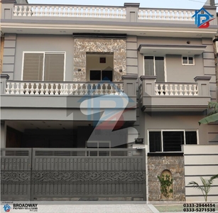 7- Marla (30x60) Brand New House (Backside Of Main Double Road) For Sale G-15/2