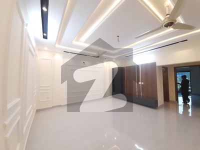 7 MARLA UPPER PORTION FOR RENT IN BAHRIA TOWN LAHORE Bahria Town Sector E