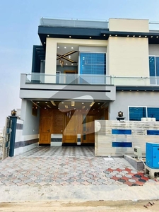 8 MARLA BRAND NEW HOUSE FOR SALE Faisal Town Phase 1 Block A