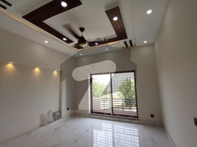 8 MARLA BRAND NEW UPPER PORTION FOR RENT Bahria Orchard