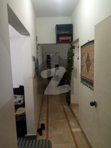 850 Square Feet Flat Is Available In Affordable Price In Gulistan-E-Jauhar - Block 13 Gulistan-e-Jauhar Block 13