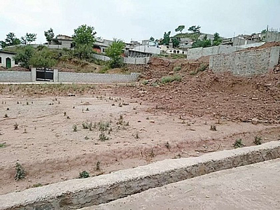 9 Marla Plot For Sale In Bahria Town -
