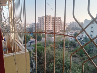 900 Ft² Flat for Sale In DHA Phase 5, Karachi