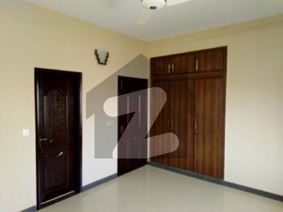 A 2239 Square Feet Flat Is Up For Grabs In Cantt Askari 5