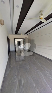 A Beautiful And Allegiance1Kanal Upper Portion Available For Rent In Bahria Town Lahore. It Is Available At Very Affordable Rate Bahria Town