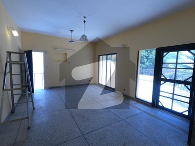 Aesthetic House Of 311 Square Yards For rent Is Available DOHS Phase 2