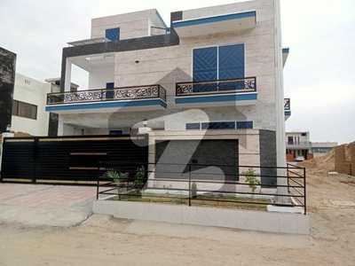B-17 C1 Block 35x65 Corner House Available For Sale In Very Reasonable Price MPCHS Block C1