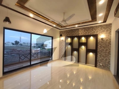 Banglow For Rent 6 Bed DD *Code(11735)* Gulshan-e-Iqbal Block 13/D-2
