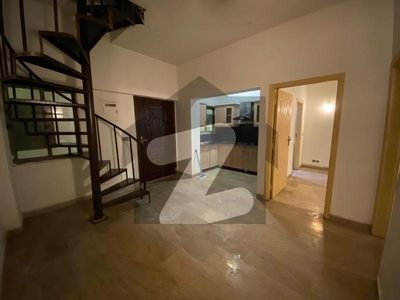 Beautiful 2 Bedrooms Penthouse For Sale Defence Residency