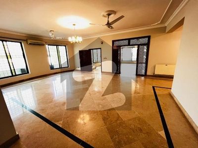 Beautiful Double Storey House For Sale In Sector I-11 I-11/2