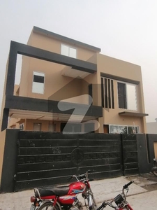 Beautiful house 10 marla Dubbel story brand new for rent available Al Jalil Garden