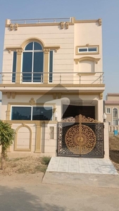Beautiful Owner Made LDA Approved Upper Portion For Rent Bahria Orchard