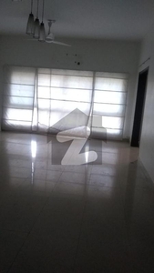 2000 Square Feet Flat In Only Rs. 135000 Clifton Block 5
