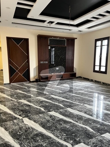 FULLR RENOVATED LIKE BRAND NEW 500 YARDS 3 BEDROOMS UPPER PORTION FOR RENT DHA Phase 6