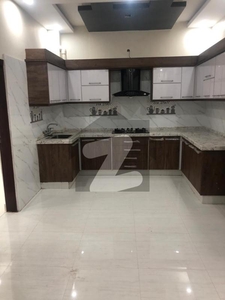 Centrally Located House Available In Gulshan-e-Iqbal - Block 6 For sale Gulshan-e-Iqbal Block 6