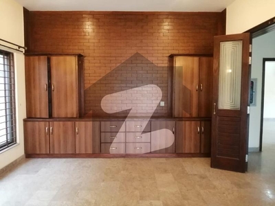 Commercial House Is Available For Rent Gulberg 2