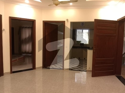 Contemporary 10 Marla Upper Portion For Rent In DD Block Bahria Town Lahore Bahria Town Block DD