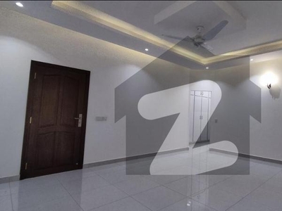 Defence VI 666yards 6 beded drawing fully renovated outclass bungalow available for Sale DHA Phase 6
