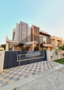 DHA 2 : 1 Kanal Top Class Designer House For Sale DHA Phase 2 Sector H