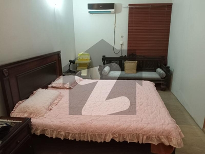 Dha Furnished Upper Portion Bedroom Shared Lounge Drawing Room In 500 Yrds Bungalow For Rent DHA Phase 7