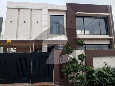 Dha Phase 7 ,23 Marla Brand New Upper Portion Separate Gate For Rent DHA Phase 7