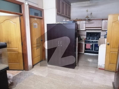 Double Storey 120 Square Yards House Available In Gulshan-e-Iqbal - Block 10-A For sale Gulshan-e-Iqbal Block 10-A