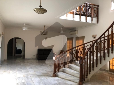 Extra Ordinary Maintained Five (5) bedrooms 666 square yards west open Bungalow at most peaceful and prime location of Khayaban e Janbaz DHA Phase - V is available for RENT DHA Phase 5