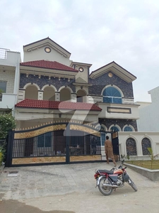 G13. 10 MARLA 35X70 BRAND NEW LUXURY SOLID HOUSE FOR SALE IN G13 PRIME LOCATION G-13