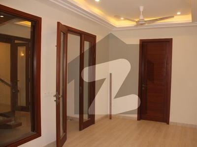 Get In Touch Now To Buy A 1150 Square Feet Flat In Rahat Commercial Area Rahat Commercial Area