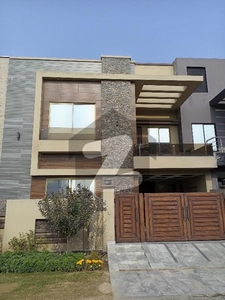 Hot Location 5 Marla Brand New House Bahria Nasheman Sunflower