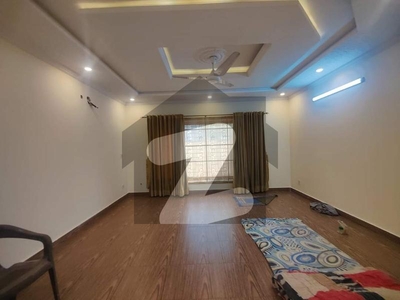 Ideal Lower Portion In Rawalpindi Available For Rs 50000/- Bahria Town Phase 8
