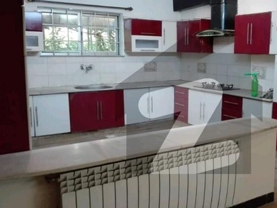 Ideal Prime Location House In G-13 Available For Rs. 92500000 G-13
