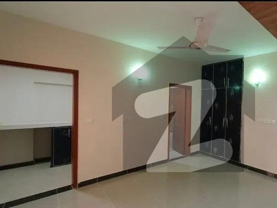 Ideally Located Flat Of 2600 Square Feet Is Available For sale In Karachi Askari 5 Sector F