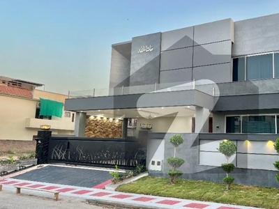 Investment Potential In DHA Defense Phase 2 Secure A Valuable Real Estate Investment In The Highly Sought DHA Defense Phase 2 Neighborhood, With Promising Potential For Future Appreciation DHA Defence Phase 2