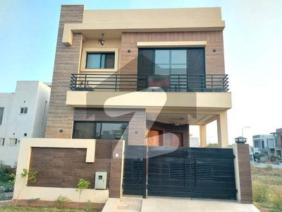 Like Brand New 5 Marla Luxury House Available For Rent In DHA 9 Town DHA 9 Town