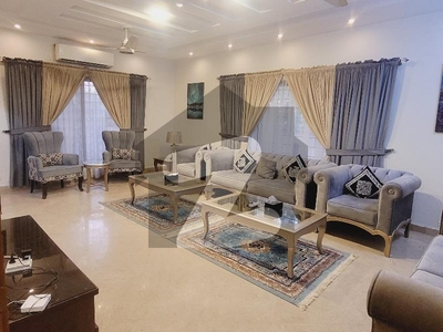 Luxury Furnished 1.5 Kanal Ground Floor For Rent With Separate Entrance. Bahria Town Phase 2