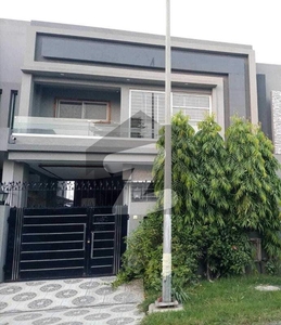 Near Packages Mall 5 Marla Luxury Ultra Modern House Available For Rent DHA Phase 3