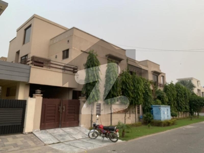 One Kanal Beautiful Luxurious Sprate Gate upper Portion For Rent in DHA Phase 8 Eden City Lahore DHA Phase 8