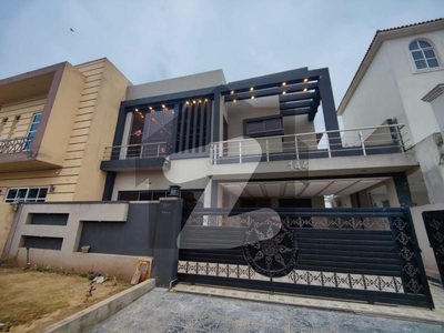 Outstanding Location 10 Marla Double Unit House For Rent In Phase 8 Bahria Town Bahria Town Phase 8 Block C