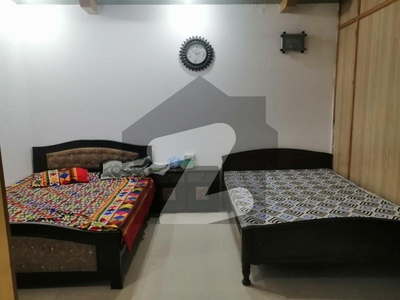 Paying Guest Only For Girls Home Like Accommodation Johar Town Phase 1