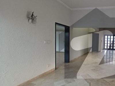 Prime Location 1 Kanal Upper Portion Available For Rent In DHA Phase 2 DHA Phase 4