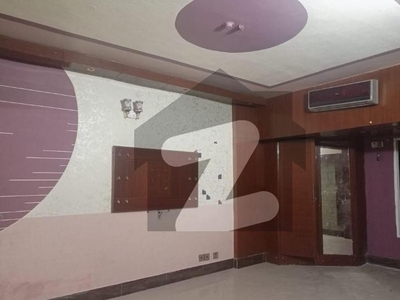 Prime Location Flat Of 1800 Square Feet Is Available For Rent In Clifton - Block 2, Karachi Clifton Block 2