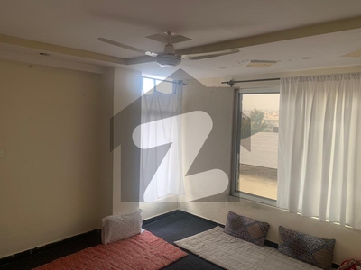 Ready To Move In Flat At Very Good Location Jinnah Gardens Phase 1