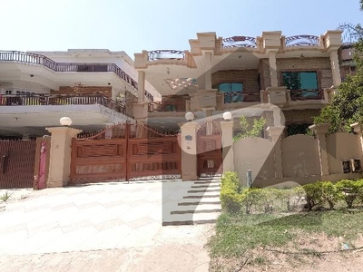 Ready To Sale A Prime Location House 500 Square Yards In F-11/1 Islamabad F-11/1