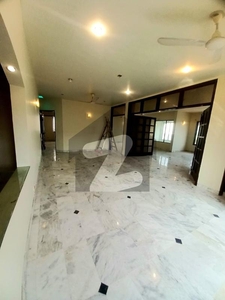 Recently Renovated Proper 2 Unit 6 Bedroom 500 Square Yards Bungalow On Peaceful Streets Of Zulfiqar DHA Phase 8 Zone A Is Available For Rent DHA Phase 8