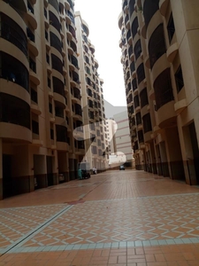 Saima Square One Mall And Residency 3 Bed D.D Flat Available For Rent Gulshan-e-Iqbal Block 10-A